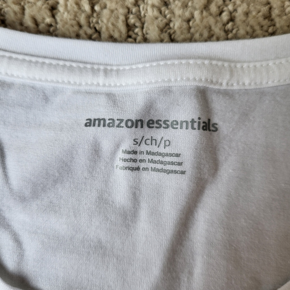 Women’s 2-Pack Short Sleeve Crewneck T-Shirts – Black & White – Size S – NWOT - Picture 8 of 8